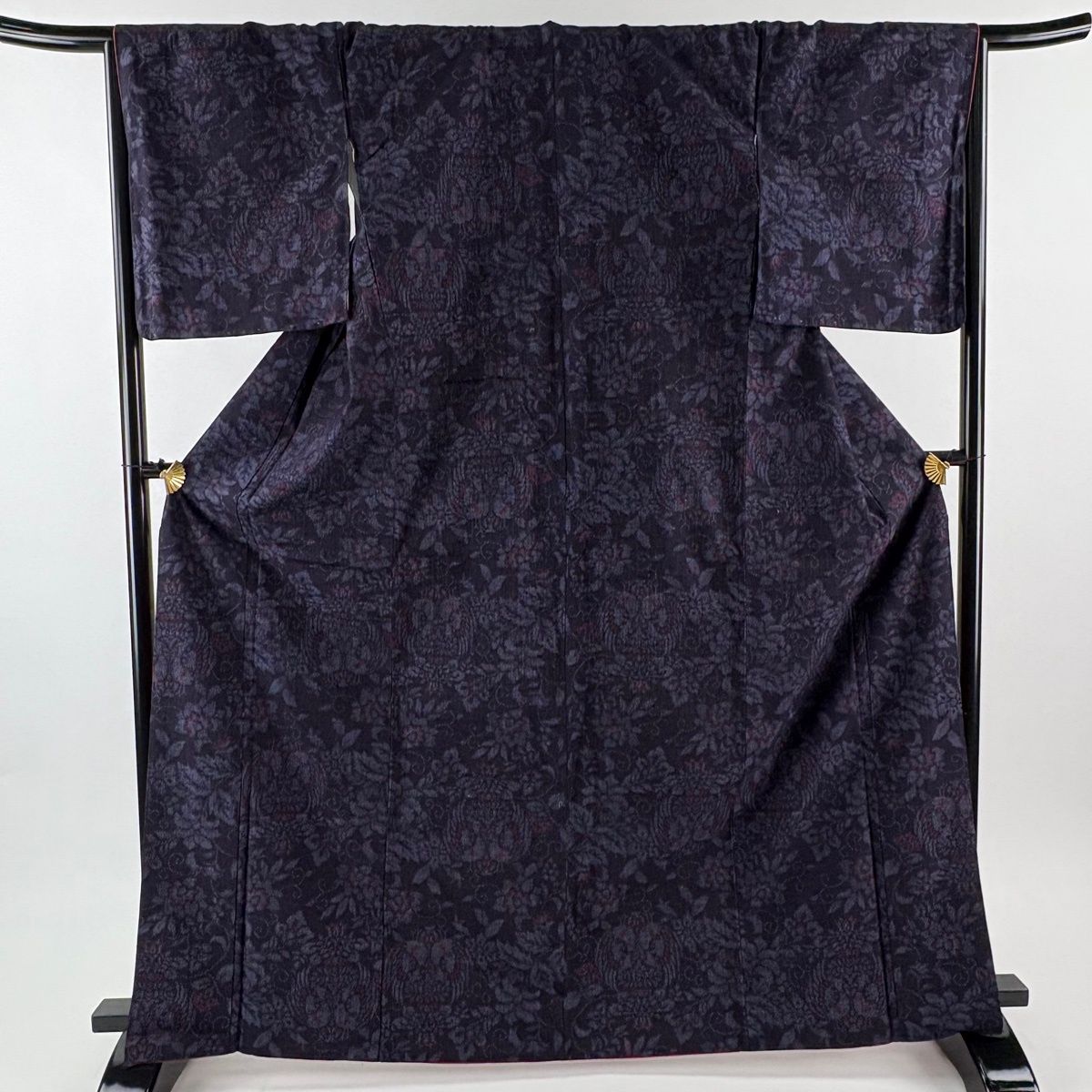 紬 身丈166.5cm 裄丈66cm M 袷 証紙 向かい鳥 草花 濃紫 正絹 秀品