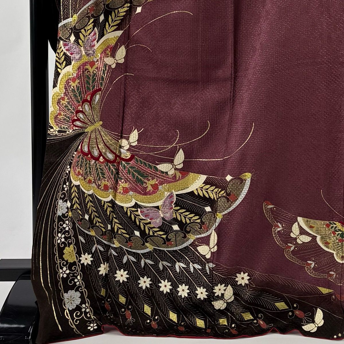 振袖 身丈172.5 cm 裄丈68.5 L 袷 蝶 草花 金銀彩 刺繍 赤紫 正絹 秀品