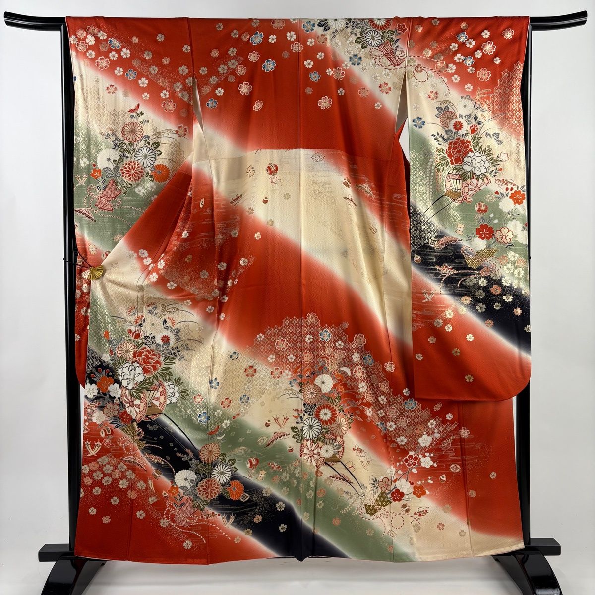 振袖 身丈161 cm 裄丈65 M 袷 花車 宝尽くし 金彩 ぼかし 朱色 正絹 秀品