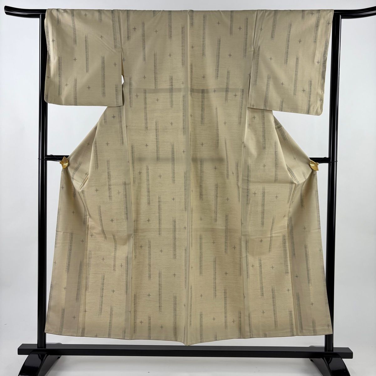 紬 身丈155 5 cm 裄丈63 S 袷 十字絣 縞 ベージュ 化繊 秀品
