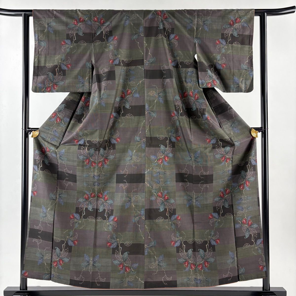 紬 身丈156 cm 裄丈60.5 S 袷 草花 幾何学模様 深緑 正絹 秀品