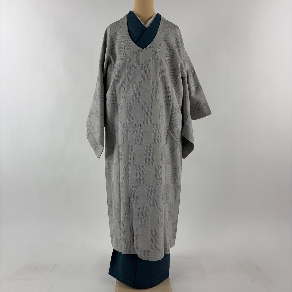 道行 身丈124.5 cm 裄丈65.5 M 和装コート 千代田衿 市松 絣柄 灰色 正絹 秀品
