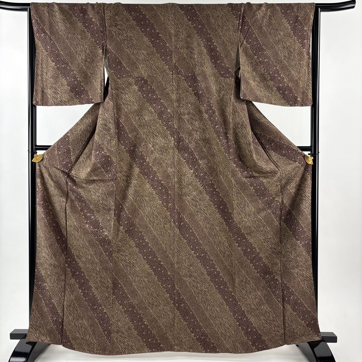 小紋 身丈165 cm 裄丈65 M 袷 幾何学 茶緑色 正絹 秀品
