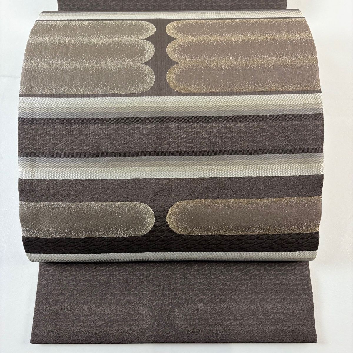 美品】 袋帯 名品 加納幸 落款 縞 幾何学 金銀彩 茶色 六通 正絹