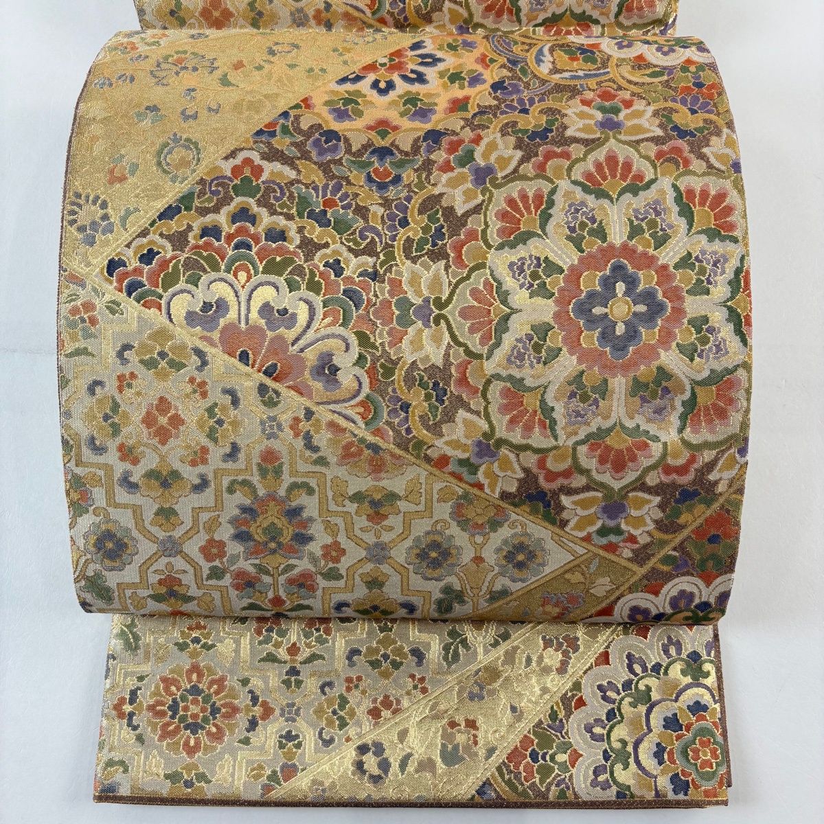 袋帯 名品 六通 正絹 美品 袋帯 名品 華文 ショップ 箔 金通し 金色 六