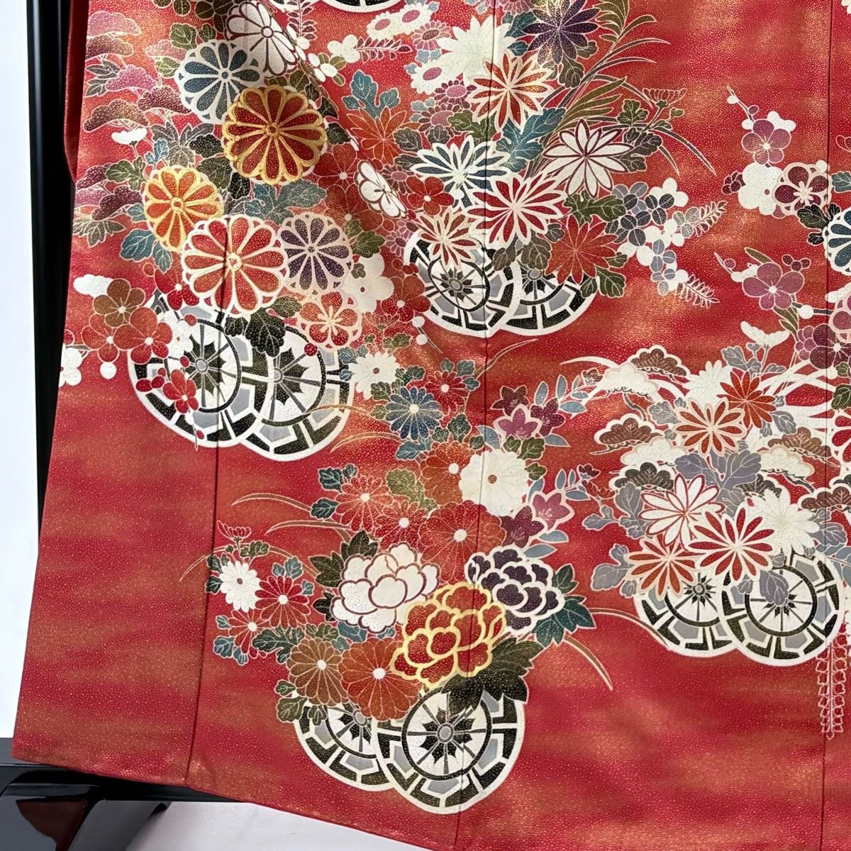 振袖 身丈163.5 cm 裄丈64 M 袷 花車 菊 金糸 金彩 茜色 正絹 名品