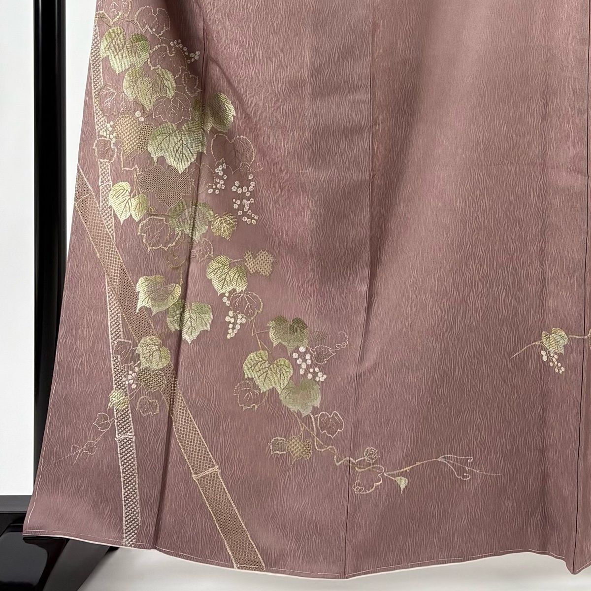 美品】 訪問着 身丈164.5cm 裄丈67cm M 袷 落款 葡萄 金糸 刺繍 薄小豆