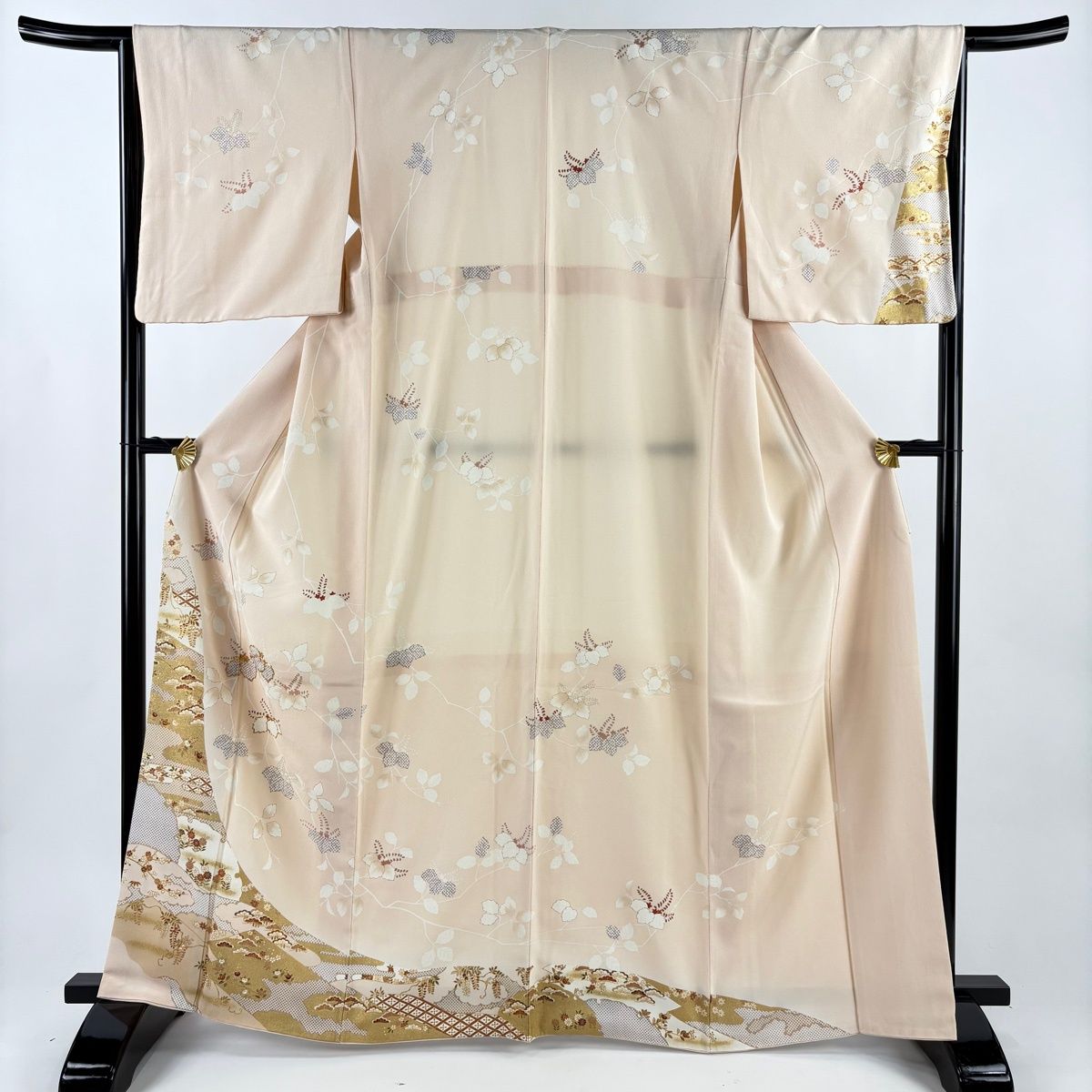 訪問着 身丈165 cm 裄丈66.5 M 袷 桐 松竹梅 金糸 金彩 薄ピンク 正絹