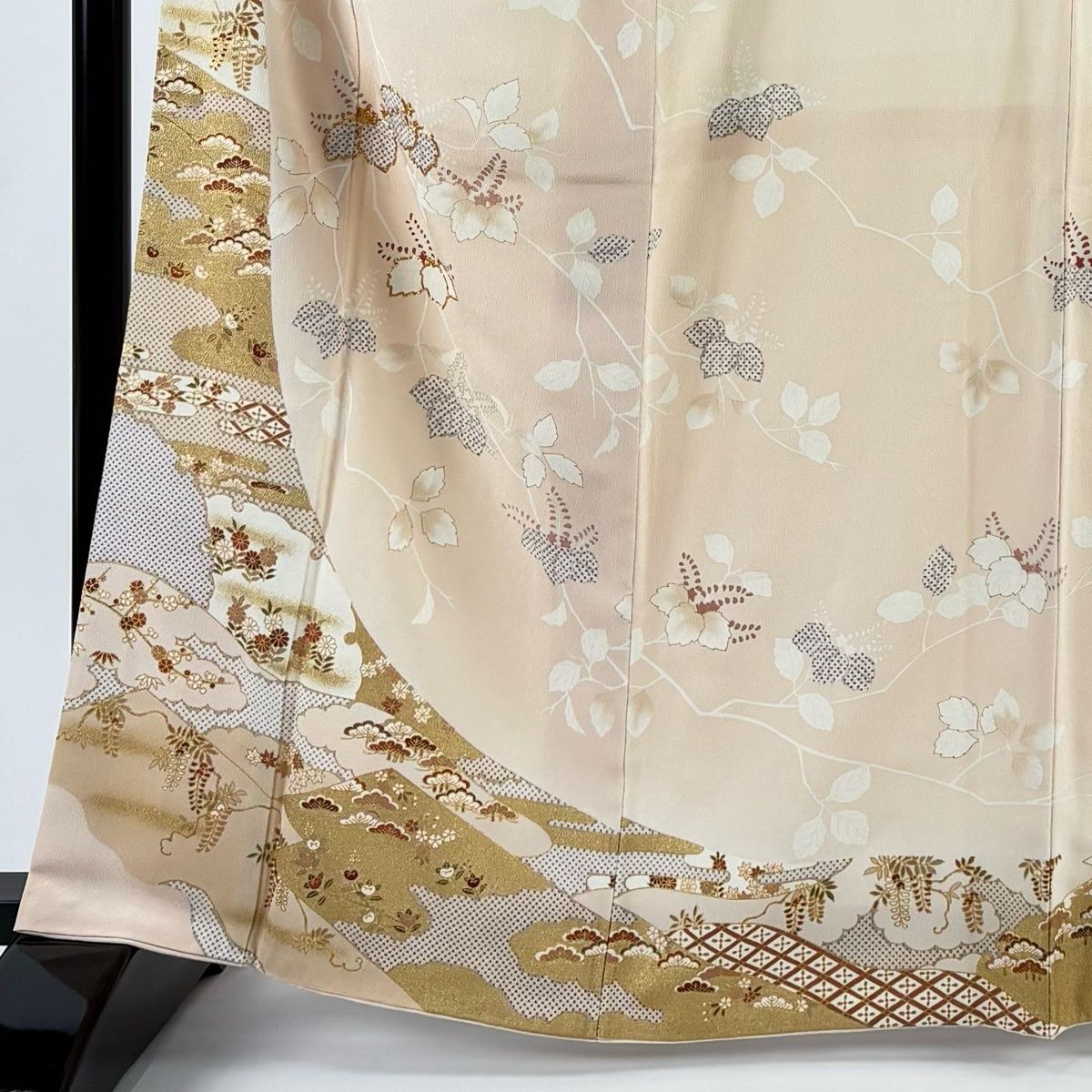 訪問着 身丈165 cm 裄丈66.5 M 袷 桐 松竹梅 金糸 金彩 薄ピンク 正絹 名品