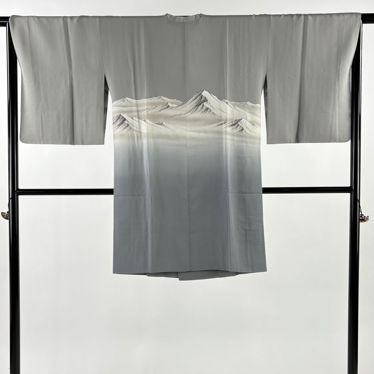 道行 身丈99 cm 裄丈63 5 S 和装コート 角衿 山並み ぼかし 灰色 正絹