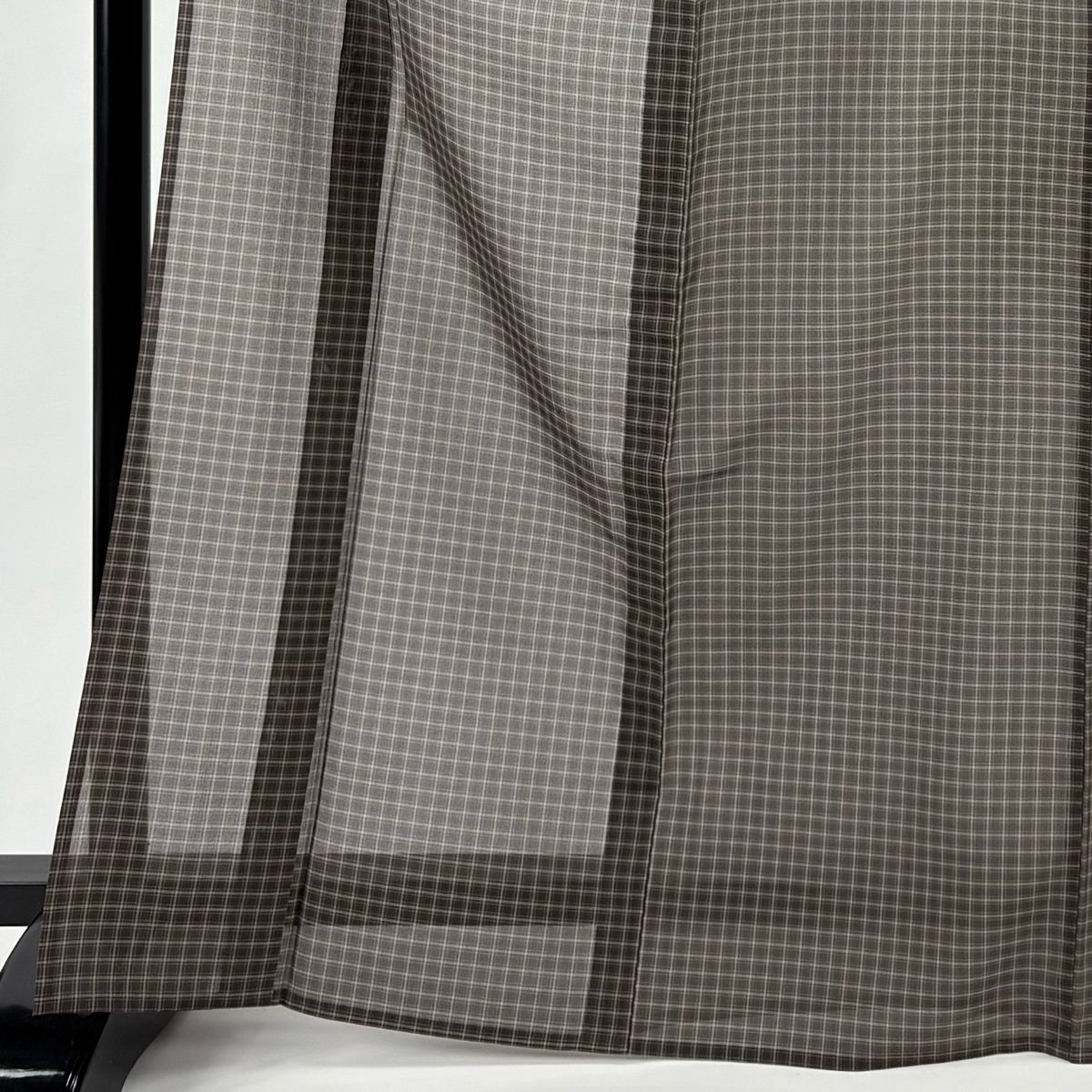 紬 身丈167.5 cm 裄丈66.5 M 薄物 夏紬地 格子 焦茶色 正絹 名品