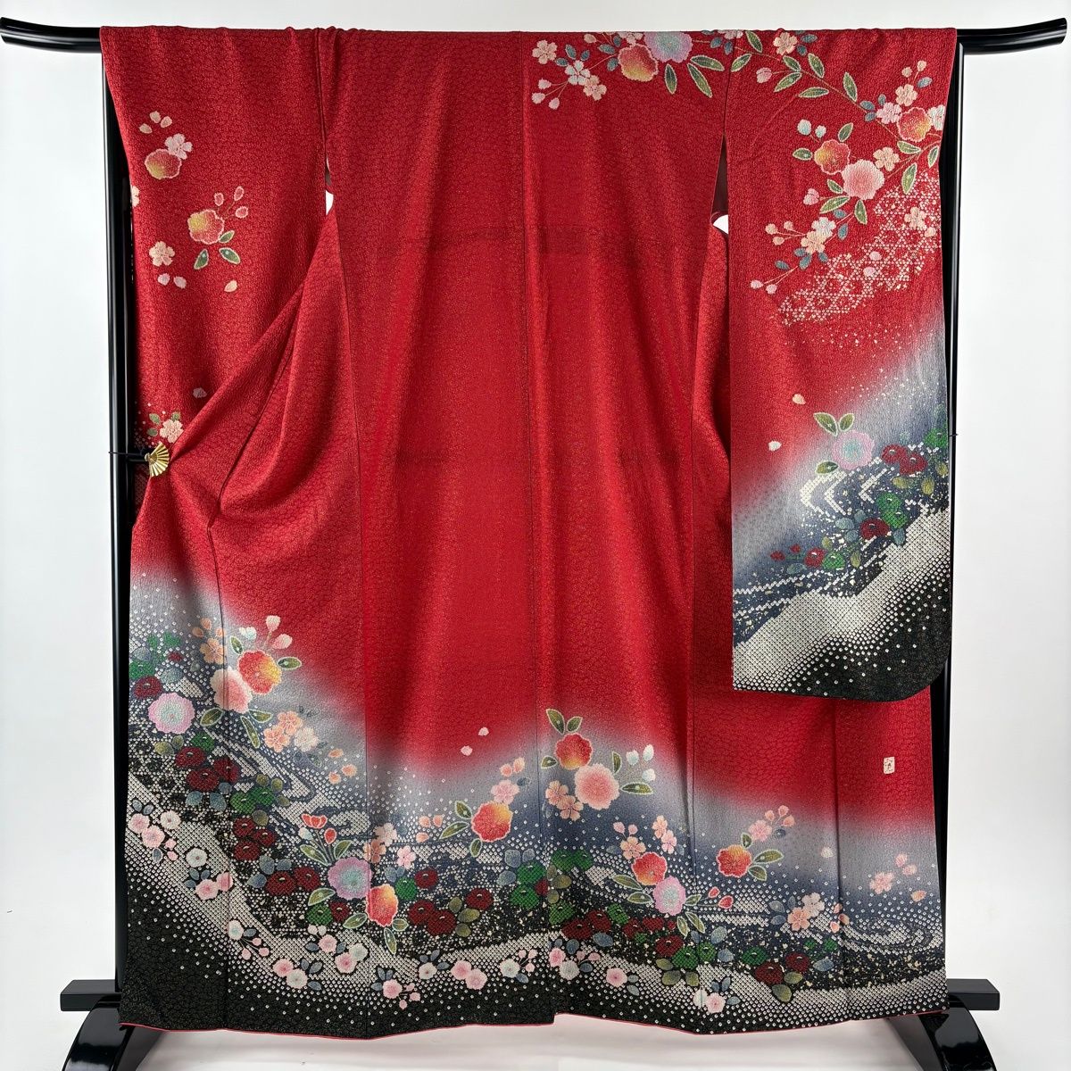 振袖 身丈162 5 cm 裄丈67 L 袷 落款 草花 流水 金通し 金彩 赤 正絹