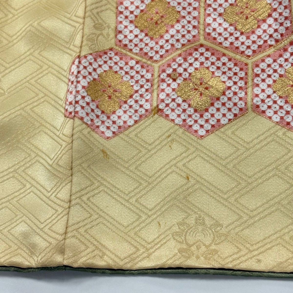  振袖 身丈159.5 cm 裄丈62.5 S 袷 吾妻徳穂 落款 雪輪 枝垂れ桜 金糸 金彩 よもぎ色 正絹 振袖 着物