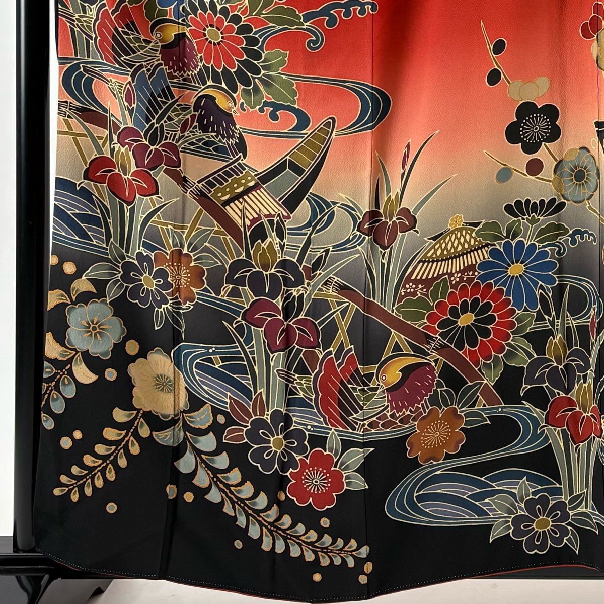 振袖 身丈160.5 cm 裄丈64.5 M 袷 宮崎良次 落款 鴛鴦 菊 染め分け ぼかし 赤 正絹 名品