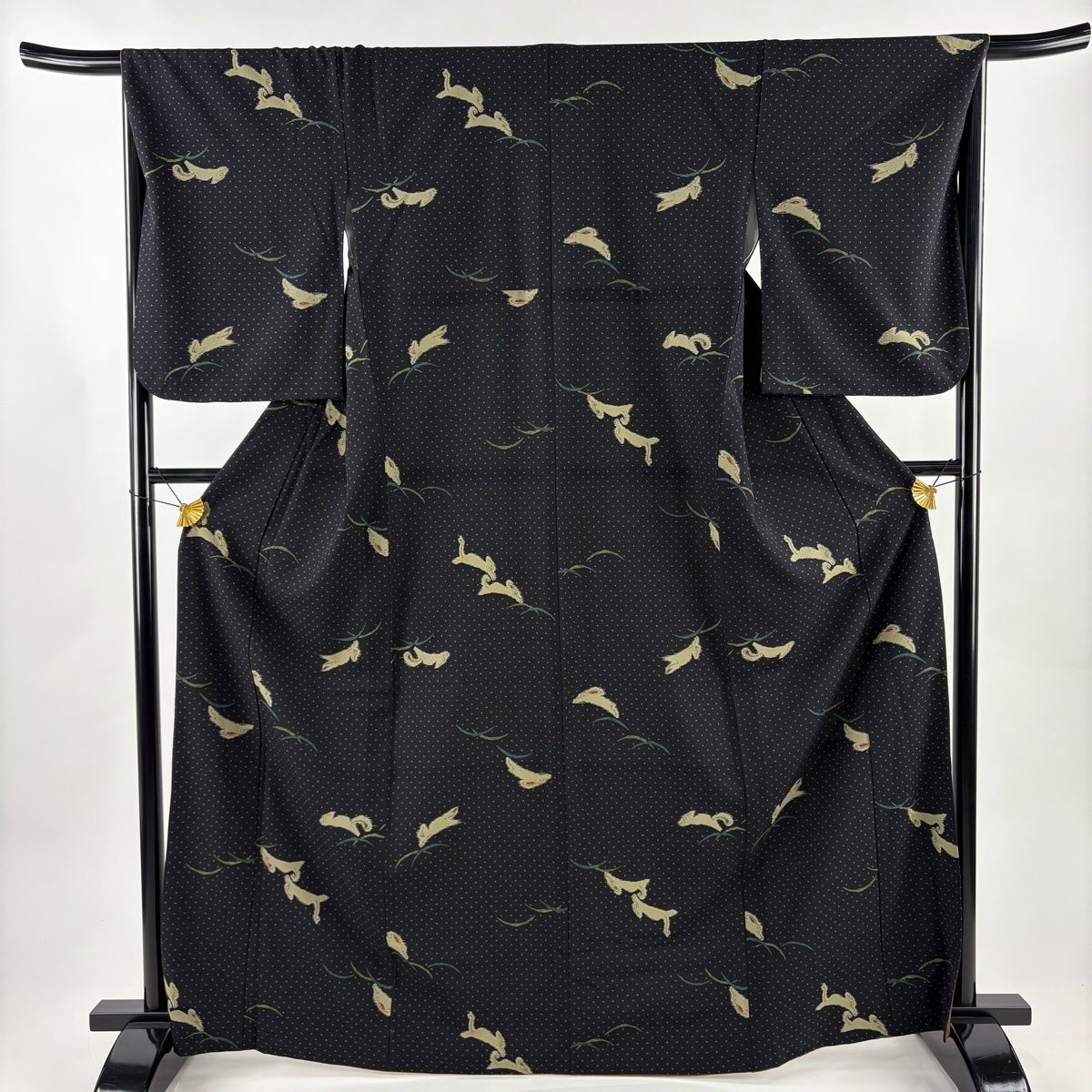 小紋 身丈165 cm 裄丈66 5 M 袷 撫松庵 うさぎ 動物 墨色 化繊