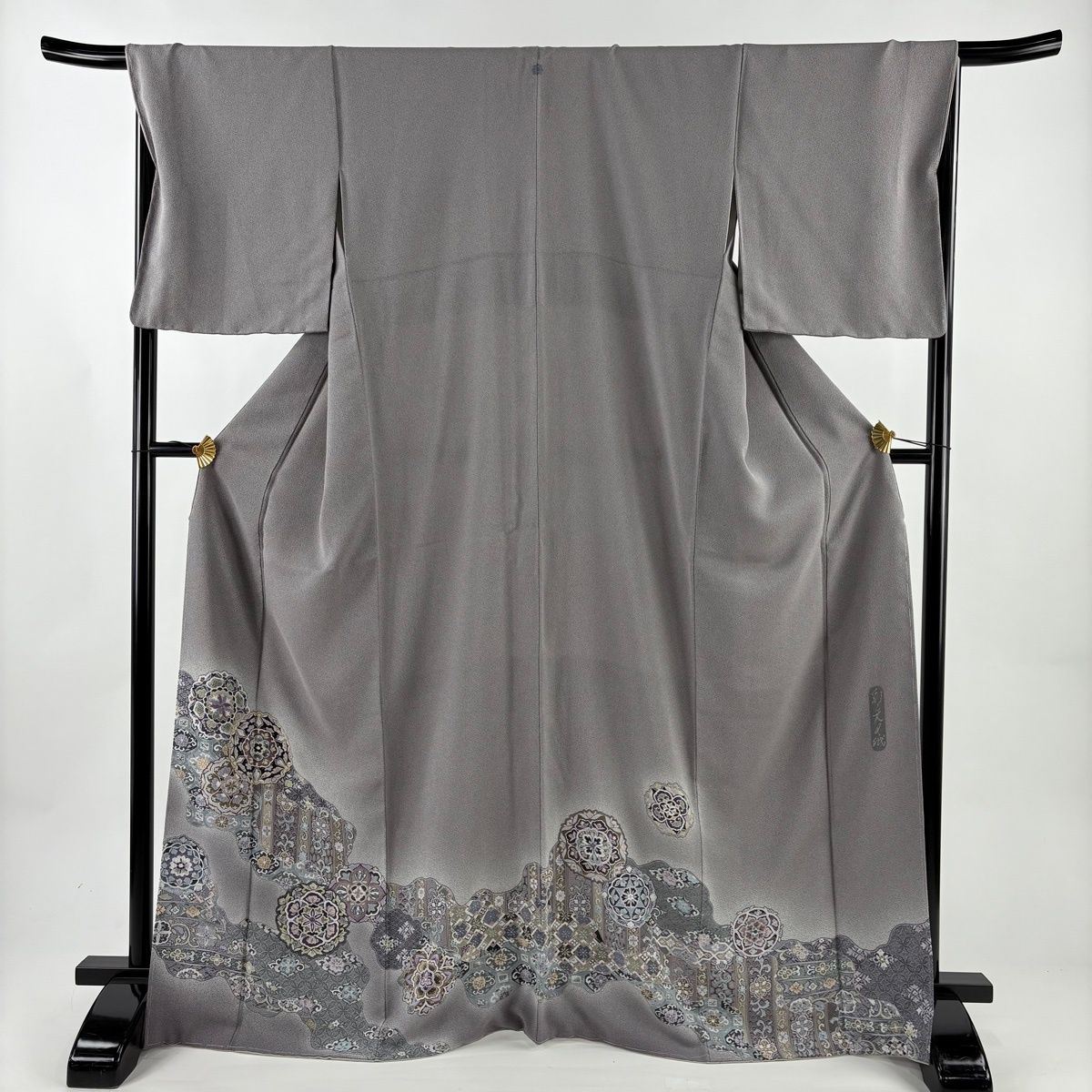 付下げ 身丈169 cm 裄丈67 M 袷 霜鳥忍 彩天目織 落款 華文 道長取り ぼかし 灰色 正絹 名品 一つ紋