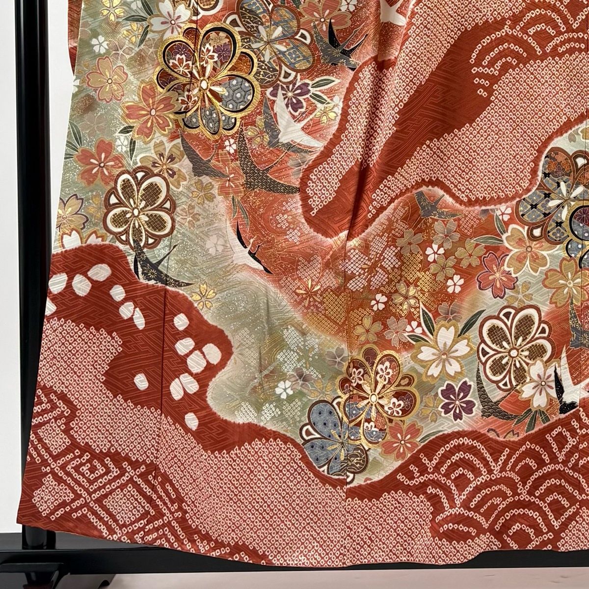 振袖 身丈157 cm 裄丈63 S 袷 梅 鶴 金糸 絞り 茜色 正絹