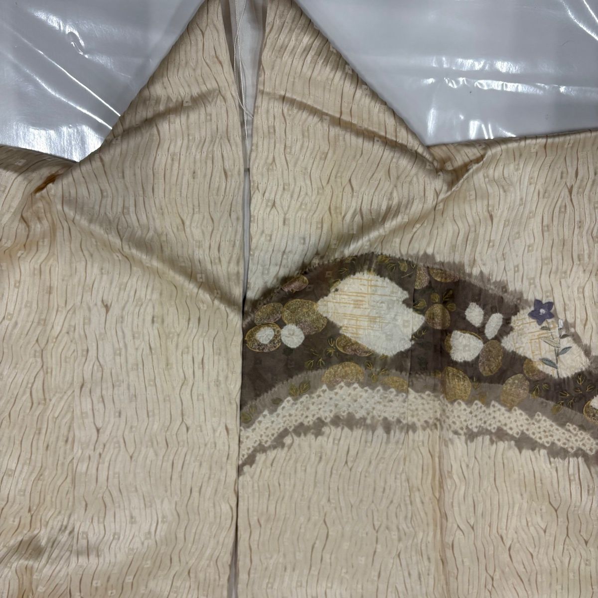  訪問着 身丈165.5 cm 裄丈67 M 袷 遠州椿 松皮菱 刺繍 縫締め絞り ベージュ 正絹 訪問着 付け下げ 着物