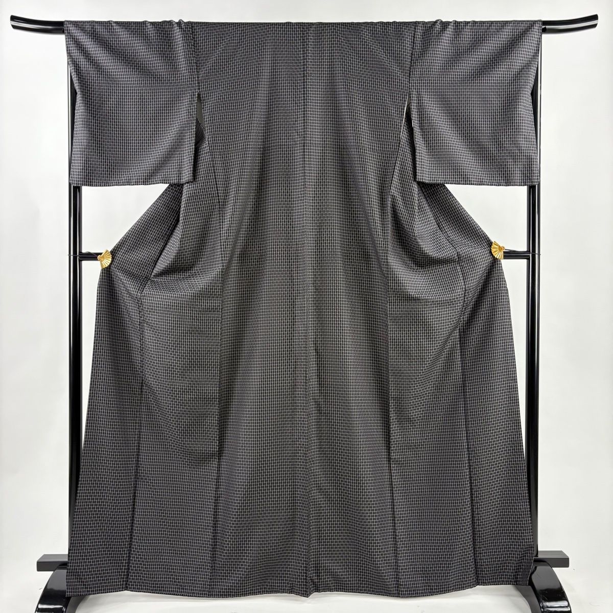 紬 身丈167 5 cm 裄丈67 L 袷 格子 墨色 正絹