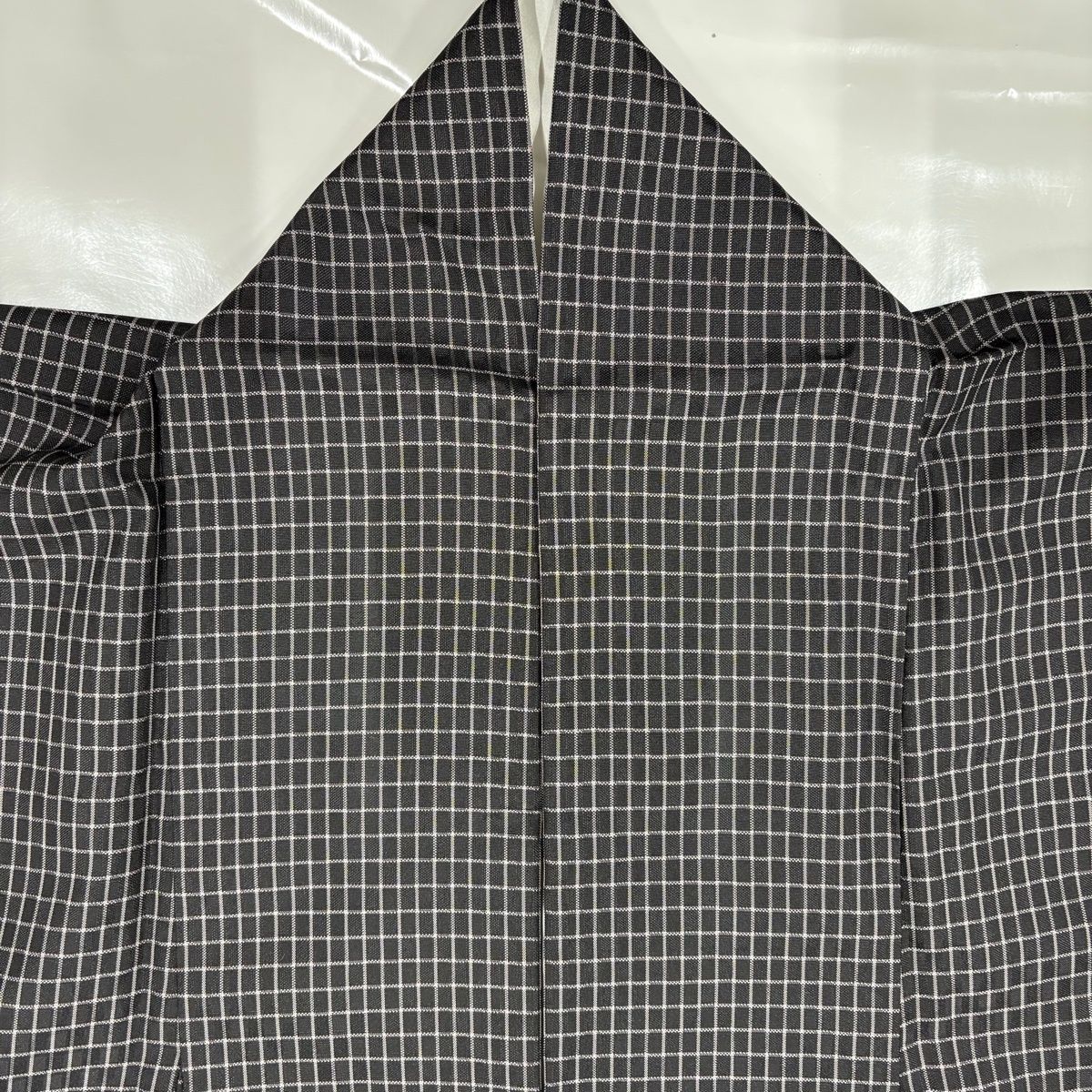  紬 身丈167.5 cm 裄丈67.5 L 袷 格子 墨色 正絹 紬 着物