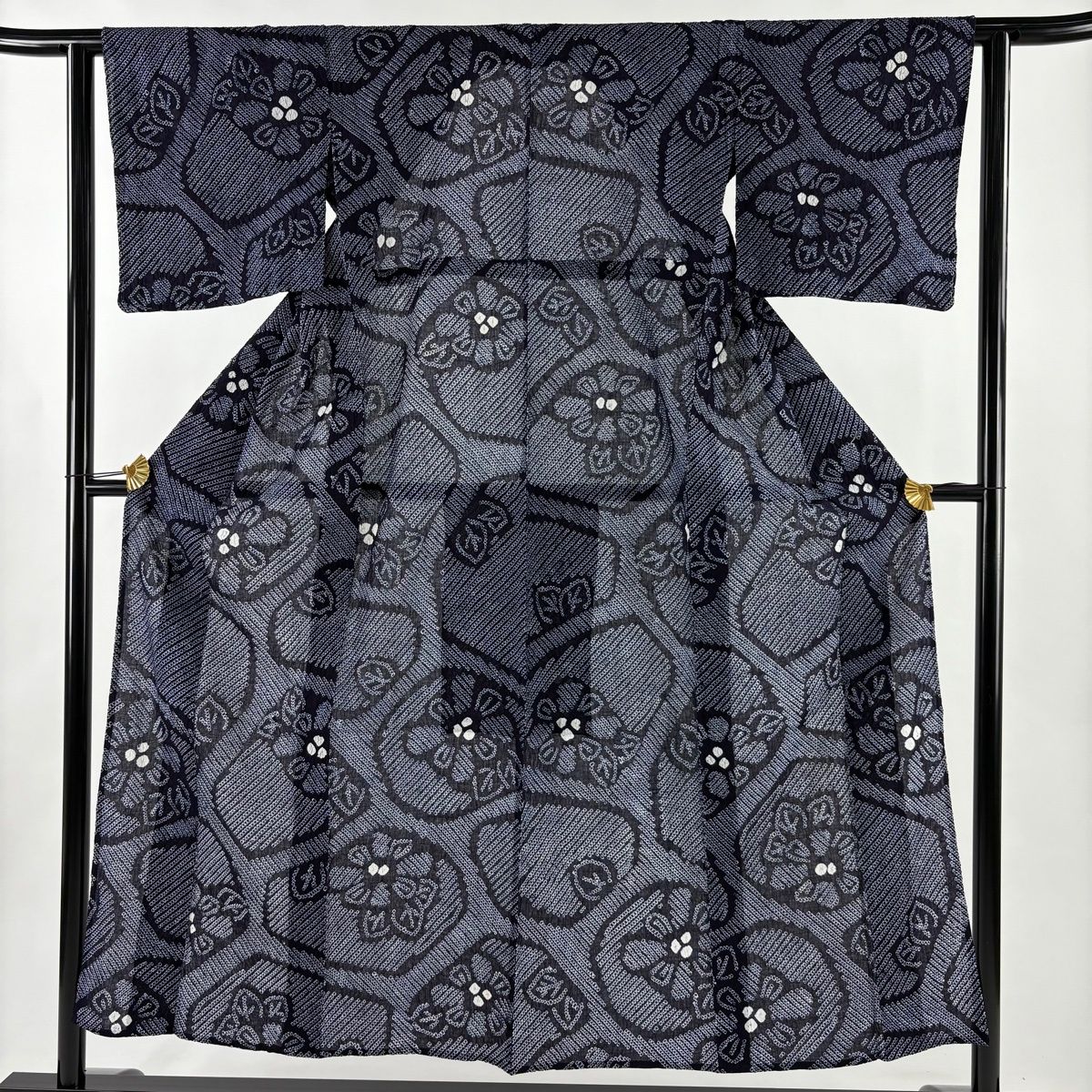 浴衣 身丈151.5 cm 裄丈61.5 S 絞り浴衣 草花 紺色 正絹