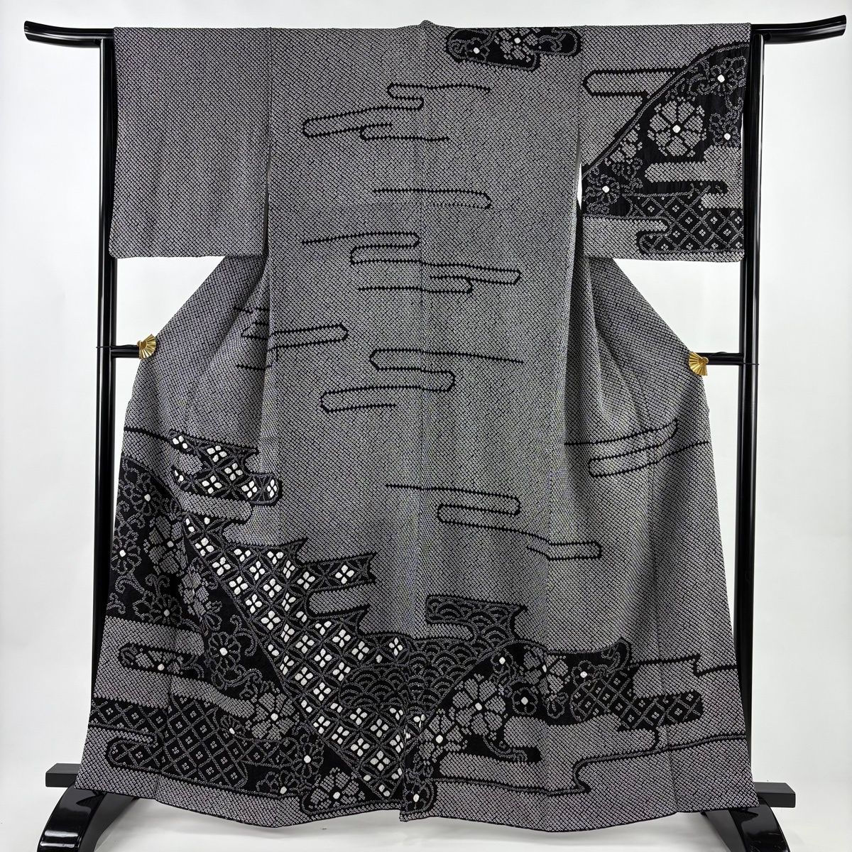 訪問着 身丈162 cm 裄丈64 M 袷 花唐草 七宝 総絞り 黒 正絹