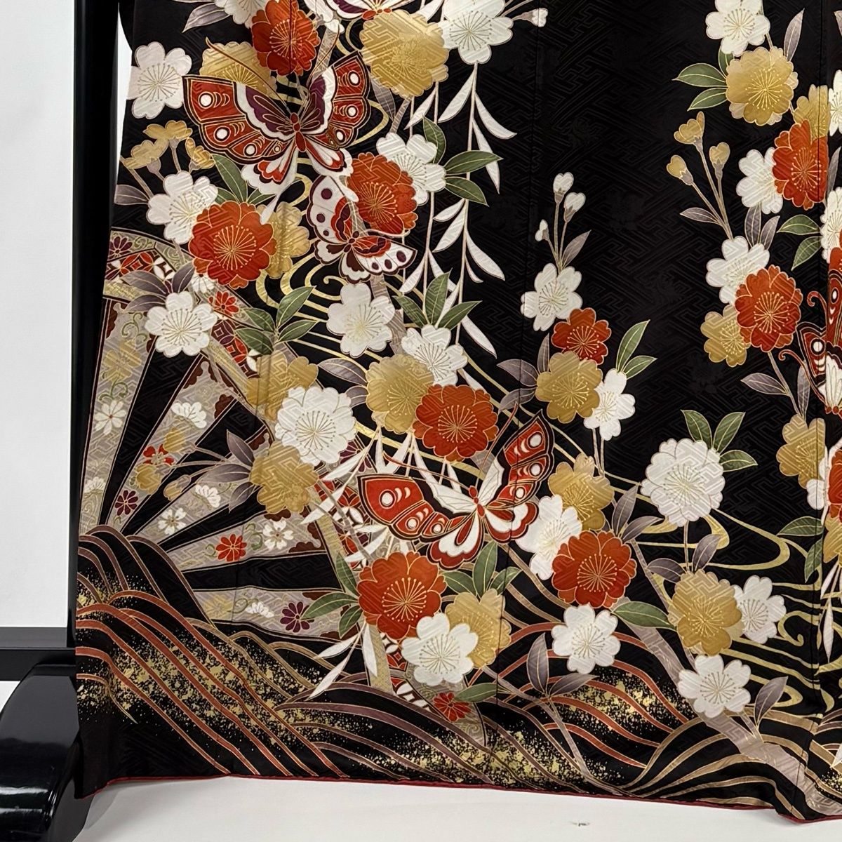 振袖 身丈170.5 cm 裄丈67 M 袷 蝶 枝垂れ桜 金彩 黒 正絹 名品
