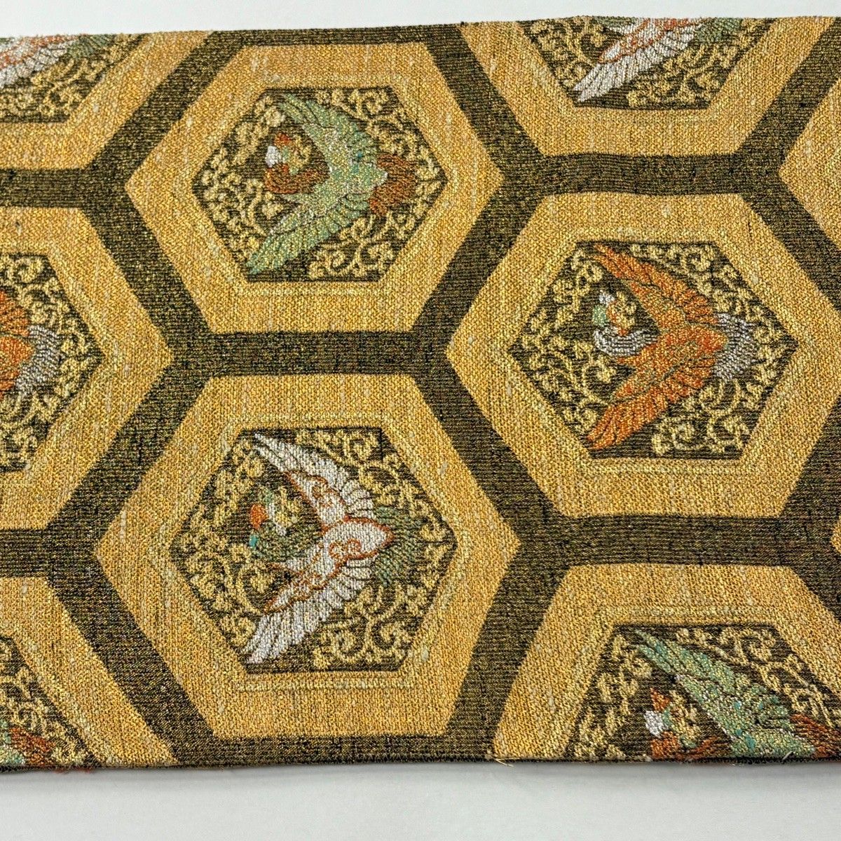 美品】 袋帯 逸品 桝屋高尾 落款 ねん金綴錦 亀甲鳳凰文 亀甲 花鳥 金