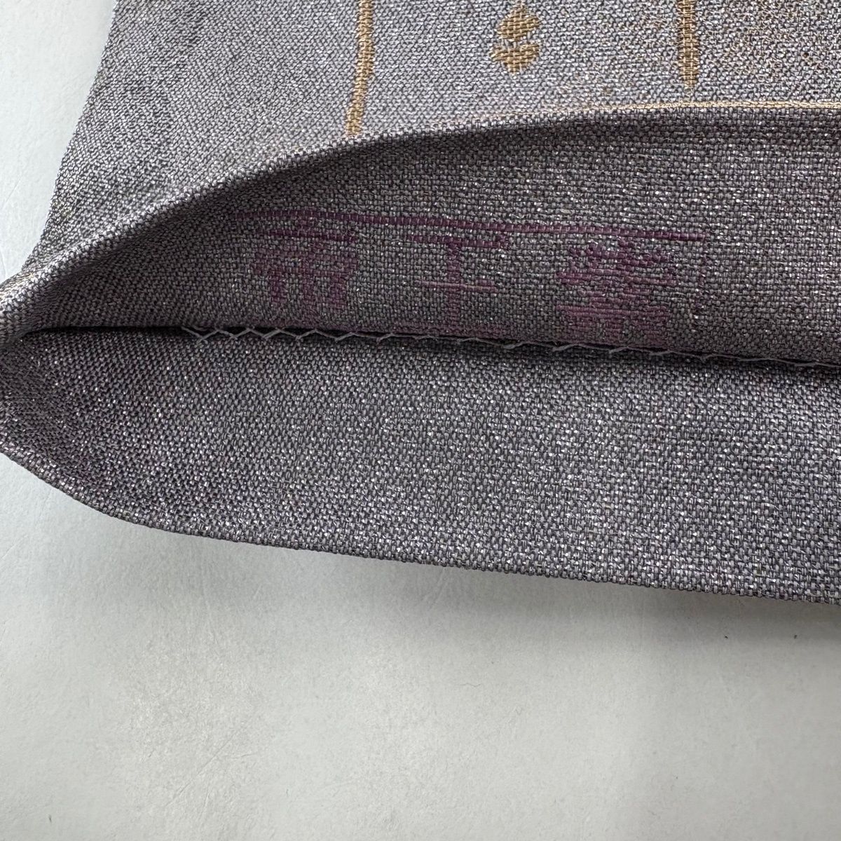 美品】 袋帯 逸品 帝王紫 落款 鳥 幾何学 金糸 箔 灰紫 六通 正絹