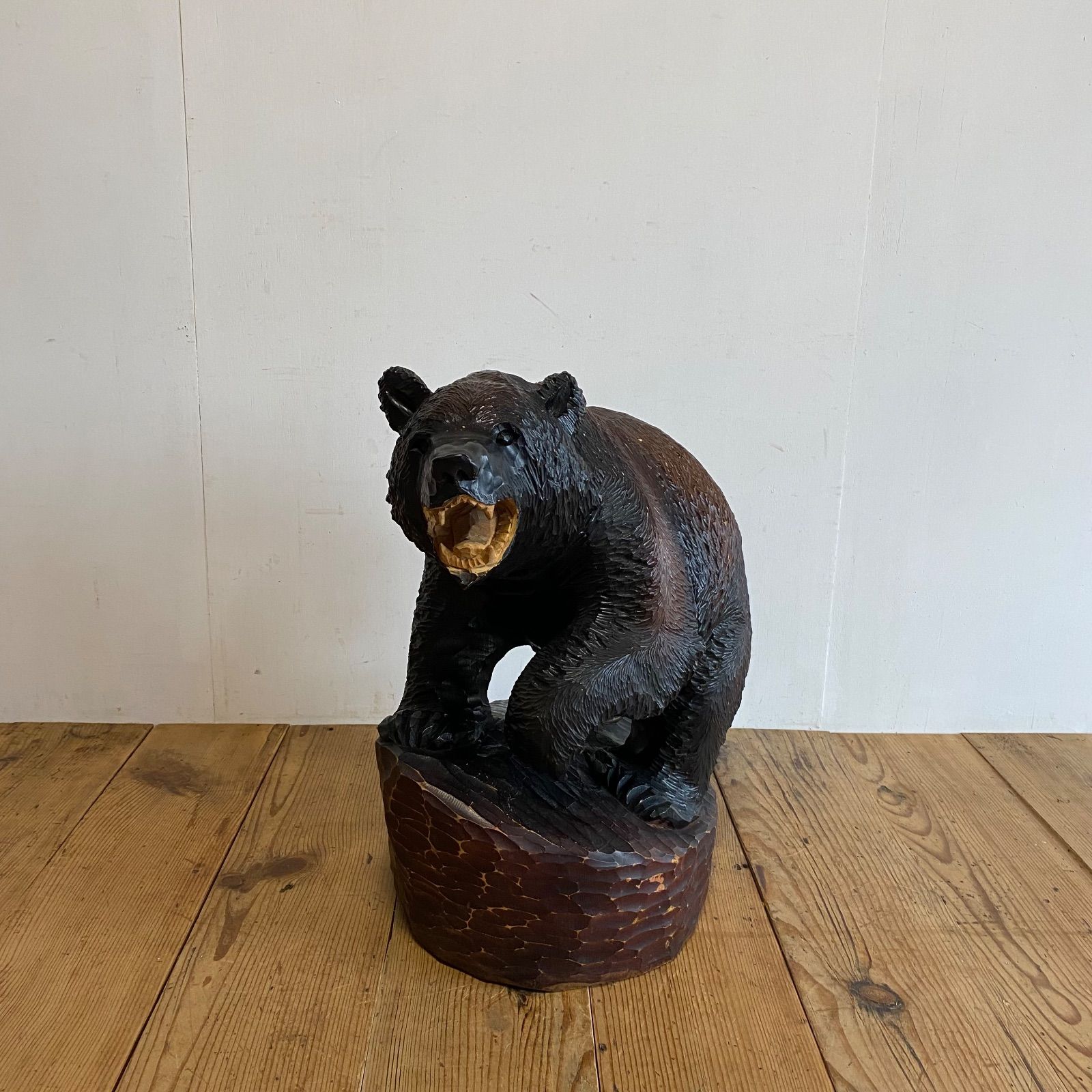 アンティーク 木彫り 熊 置物 大きめ 民芸 古道具 オブジェ アイヌ y 341