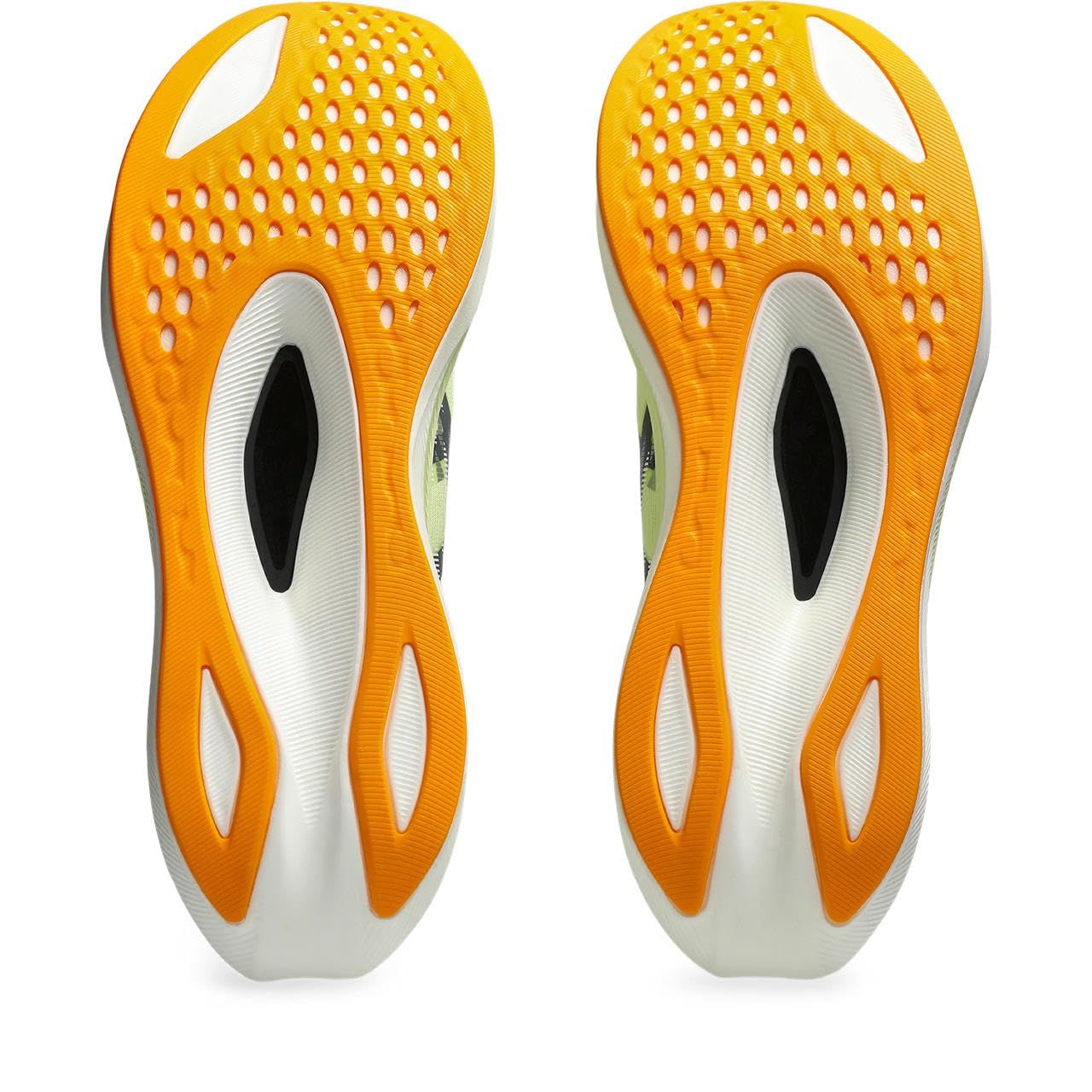 ランニングシューズ MAGIC