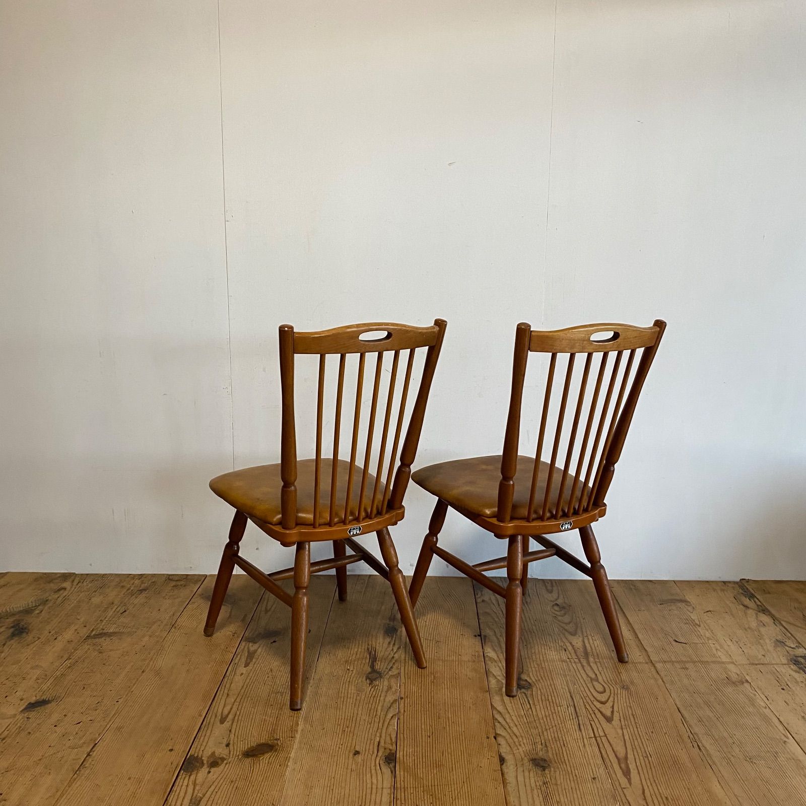 昭和レトロ椅子・チェアー 2脚セット ダイニングチェア 椅子 レトロ y346 - メルカリ