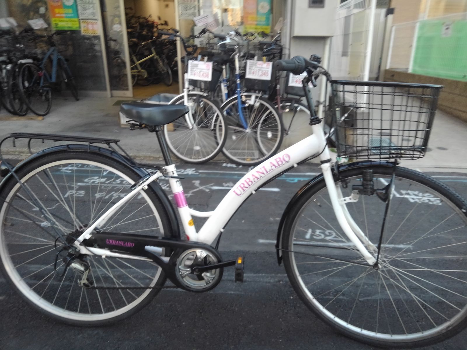 名古屋市昭和区 自転車３８８０ 前後タイヤ ２７インチ ６段ギヤ ダイナモライト