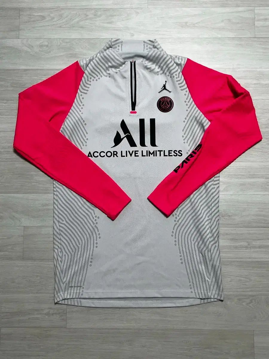 ナイキ PSG×ジョーダン ヴェイパーニット上下セットアップ ナイキ PSG×ジョーダン ヴェイパーニット上下セットアップ 楽天市場