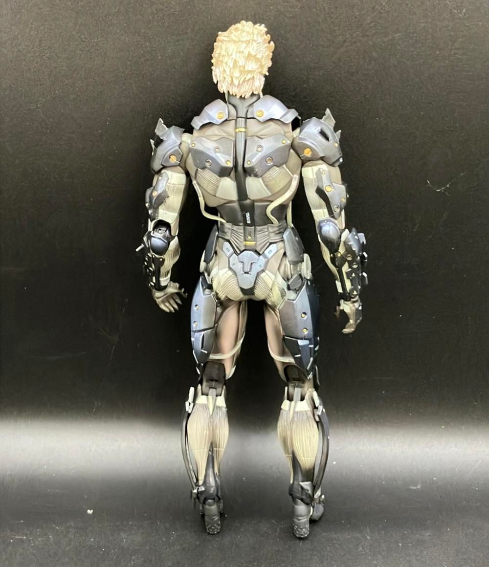 スクウェアエニックス 『METAL GEAR RISING REVENGEANCE (メタルギア