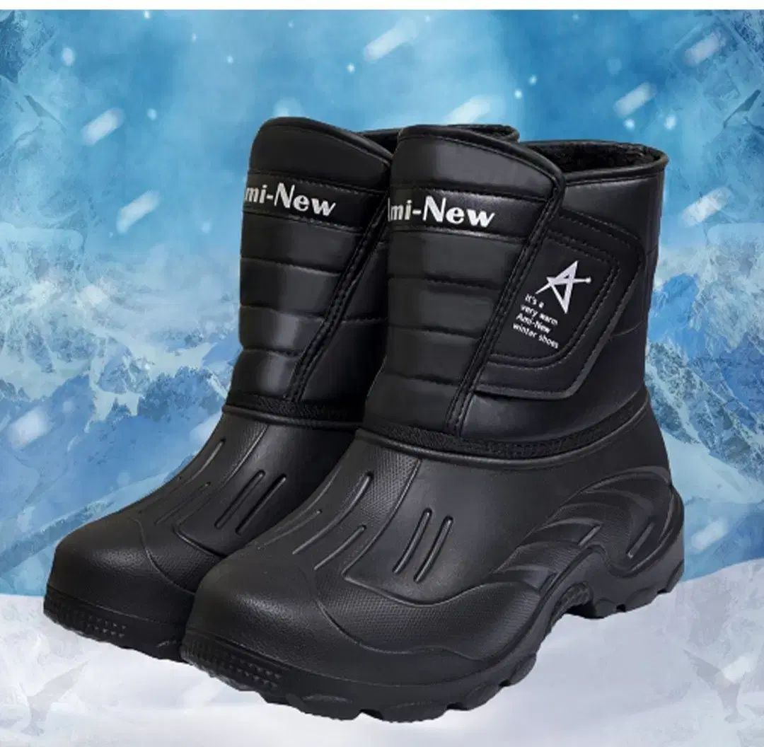 ファーブーツ 防寒靴 275 (3個) と 270 (1個) はすべてマット