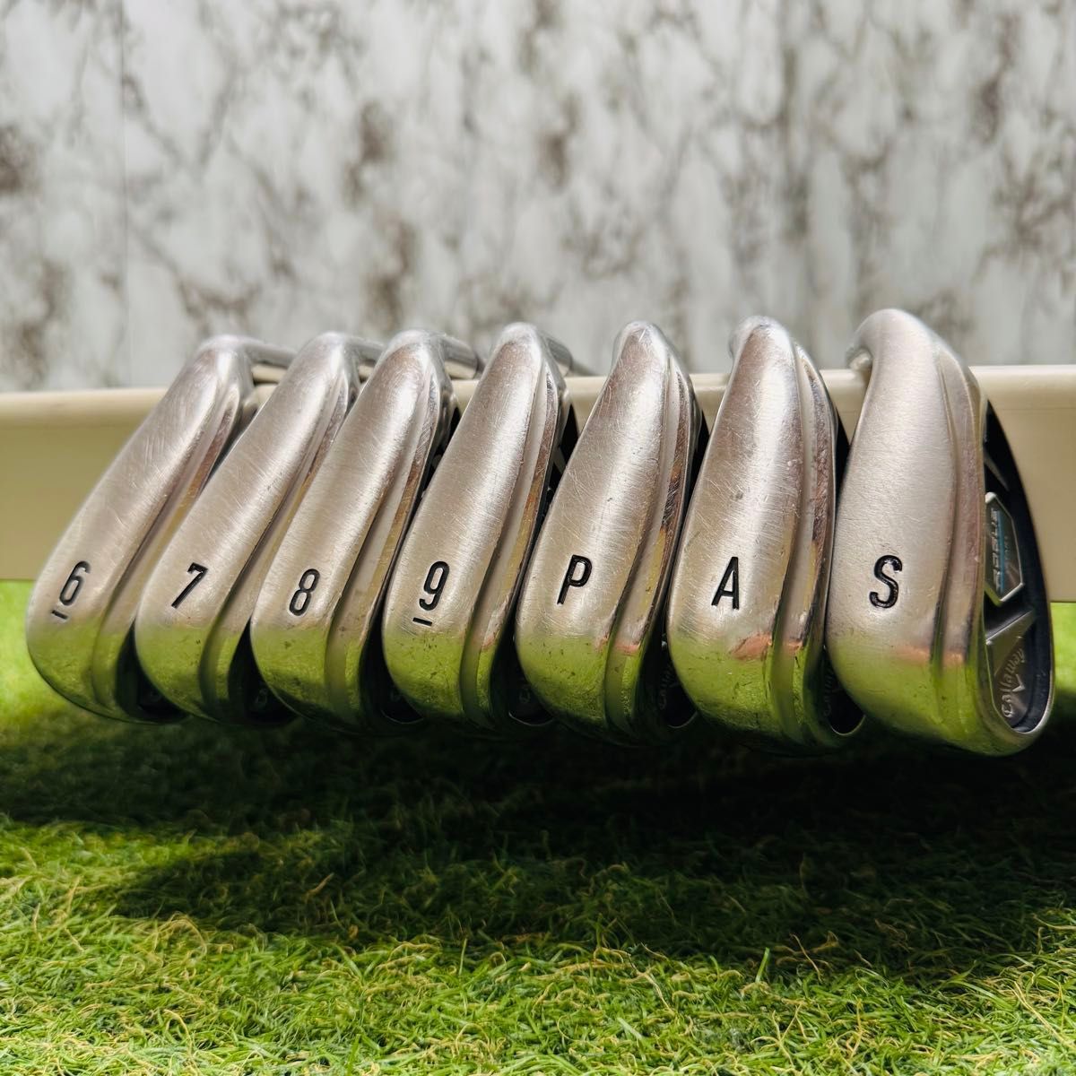 【良品】初心者推奨 キャロウェイ ローグスター メンズアイアンセット 7本 R 良品】初心者推奨 キャロウェイ ローグスター メンズアイアンセット 7