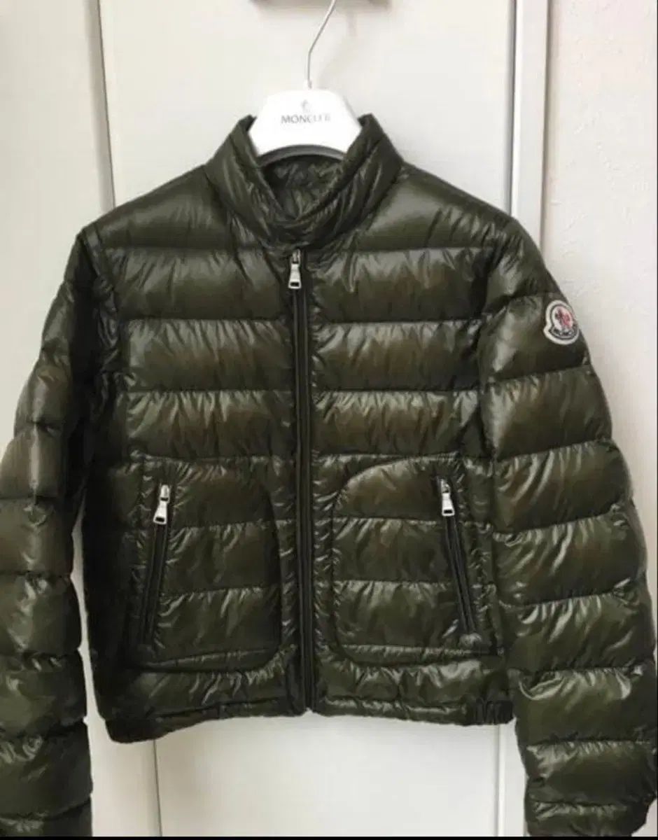 モンクレールキッズ ダウン 130 cm