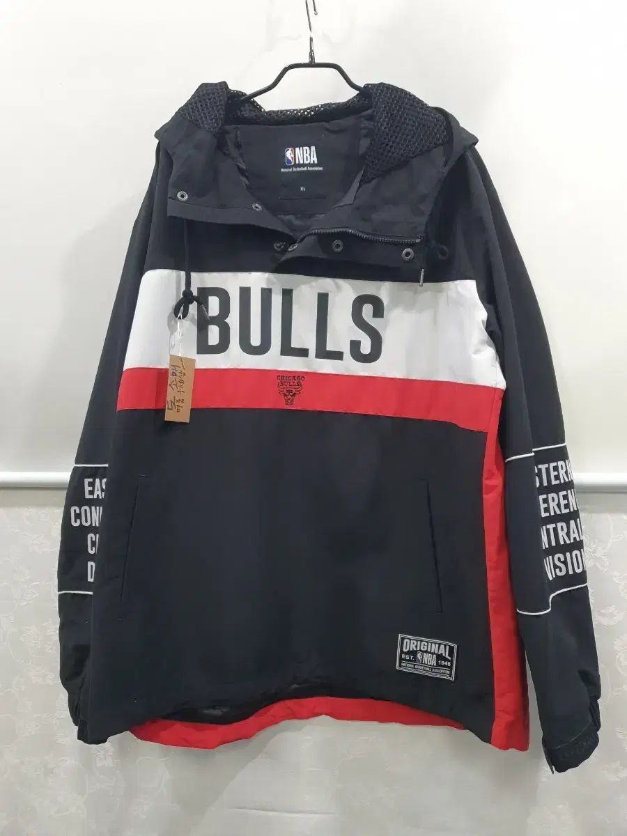 NBA シカゴ ブルズ ウィンドブレーカー XL コンディション グッド チャンチョアイヨ