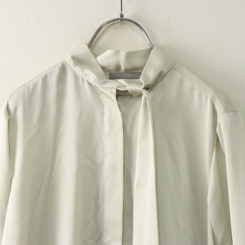 theory luxe (セオリーリュクス) サテンブラウス ブルー サイズ:38 