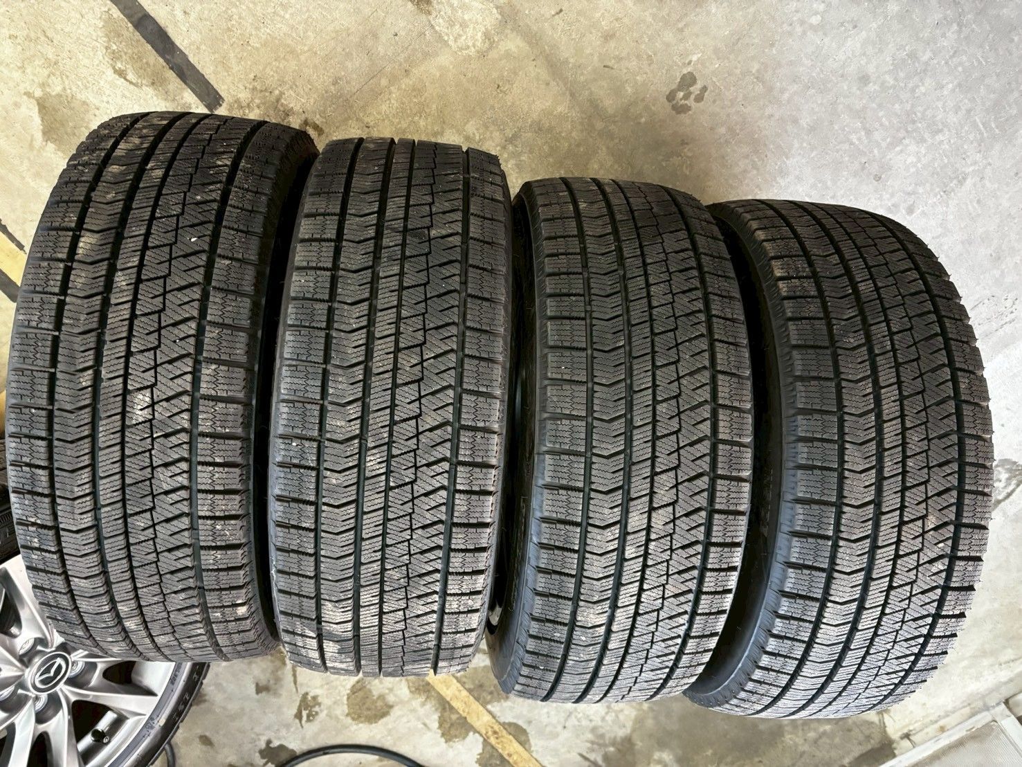 スタットレスタイヤ