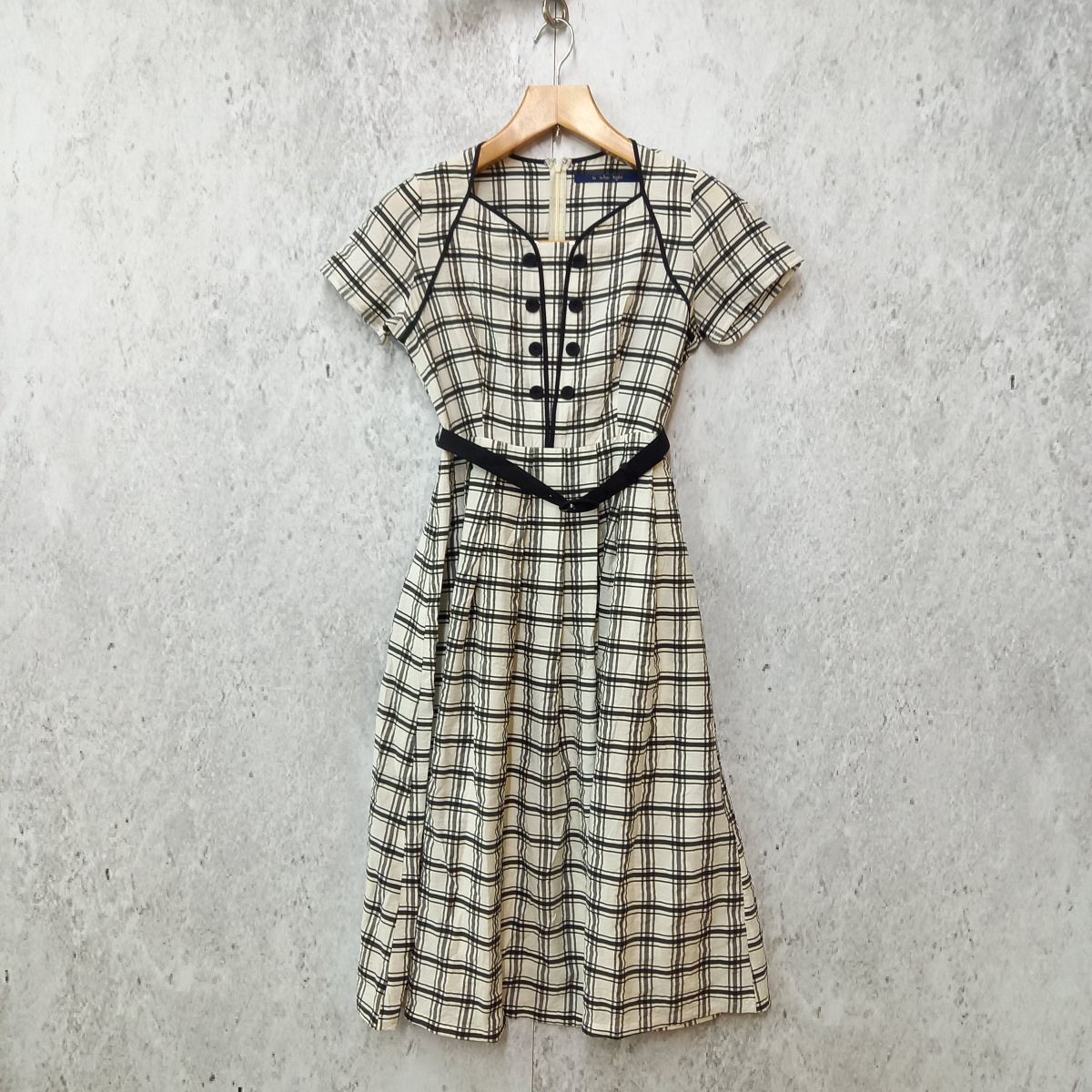 an another angelus アンアナザーアンジェラス ダブル釦 チェック レイヤード風 ワンピース パイピング クラシカル ホワイト ブラック Fサイズ □〇
