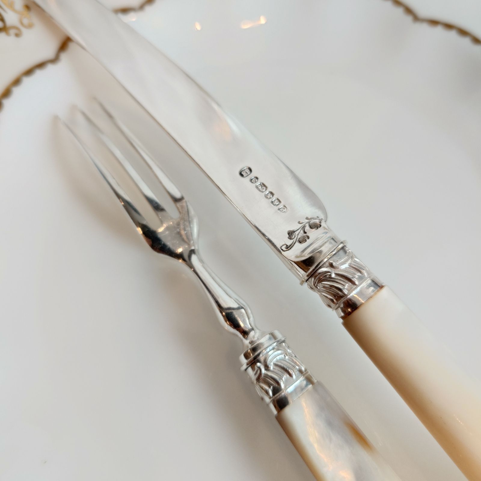 も*ん様 300円スタート❗️ヴィンテージ‼️ マザーオブパール製カトラリーセッ 白蝶貝 フルーツカトラリーセット マザーオブパール イギリス