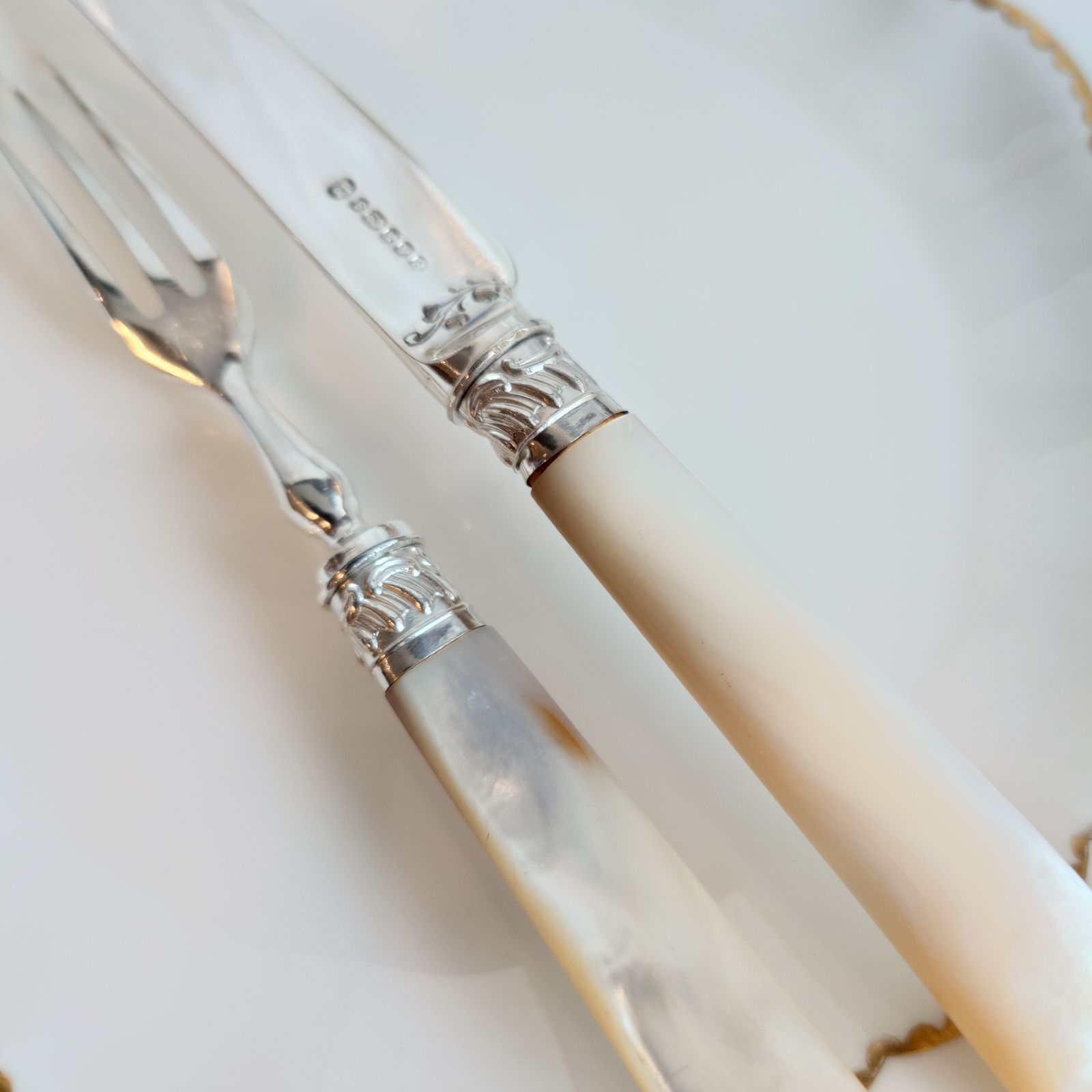 白蝶貝カトラリー セットF マザーオブパールハンドル 純銀製フェルール