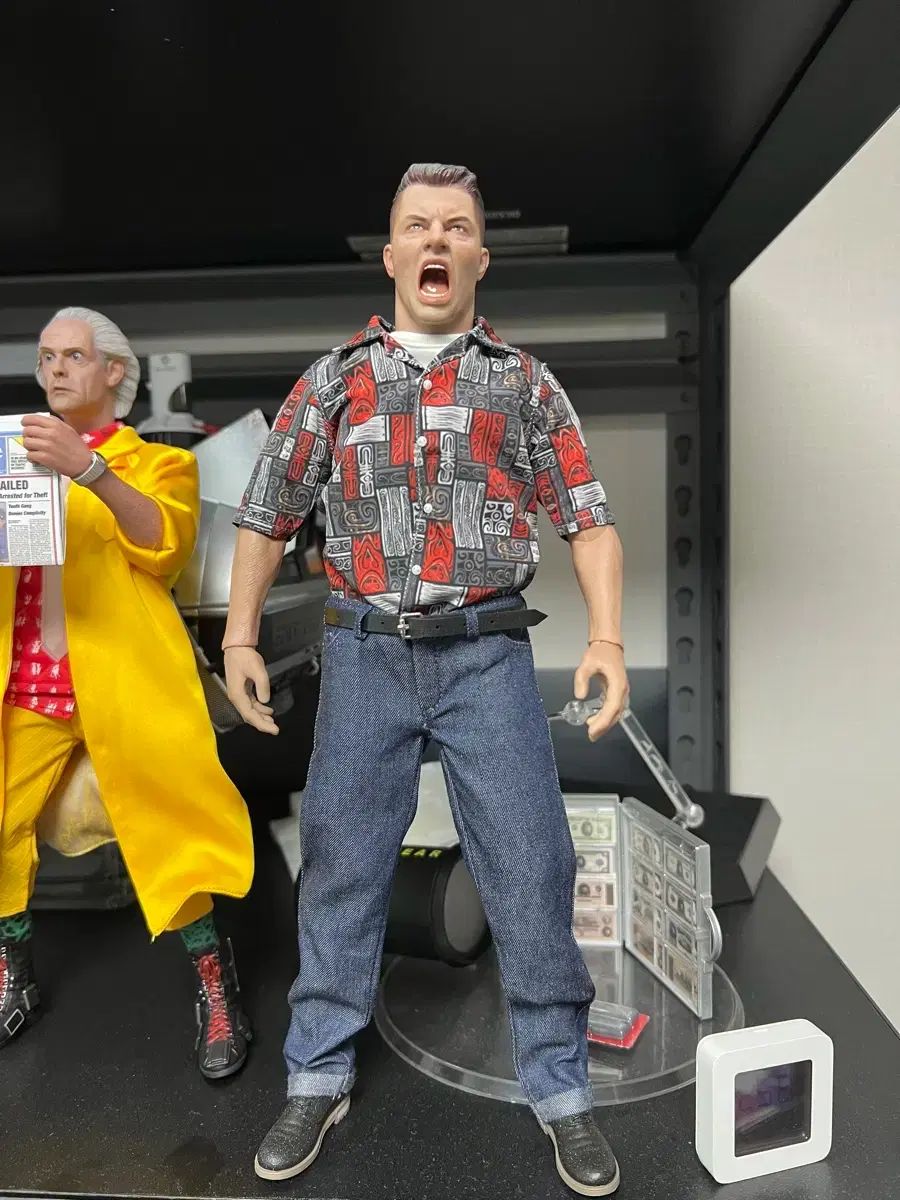 mars toys バッグトゥ・ザ・Hello Future ビフ・テネン 追加ボディ