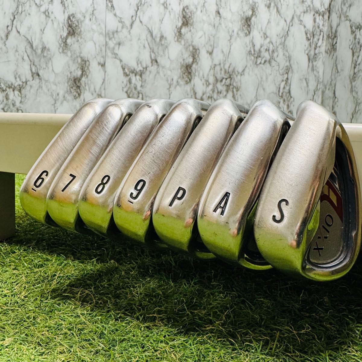 良品】初心者推奨 9代目ゼクシオ XXIO9 メンズアイアンセット 7本 R