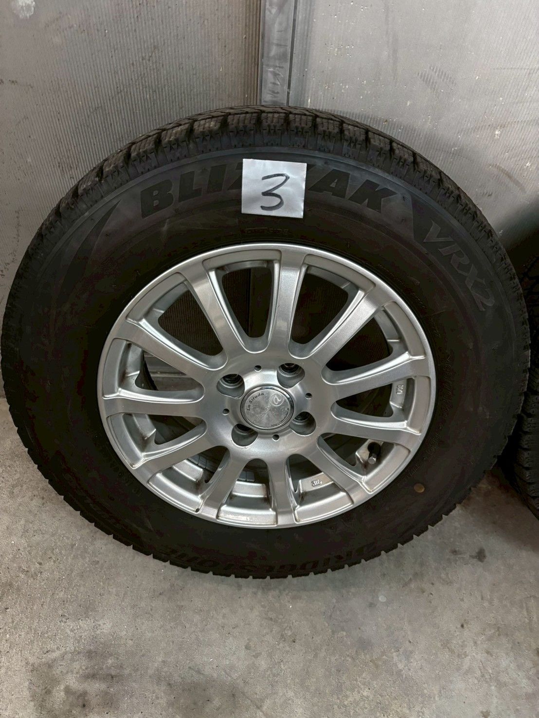  ホンダ フリードスパイク GB 3 スタッドレスタイヤ アルミホイール 185 70 14 み 14インチ タイヤ ホイールセット