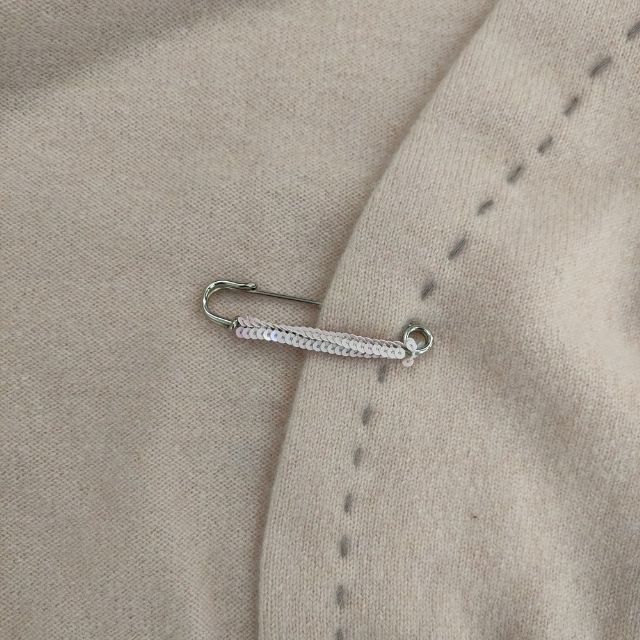 Queene and Belle カシミヤ ビーズピン付き スコットランド製