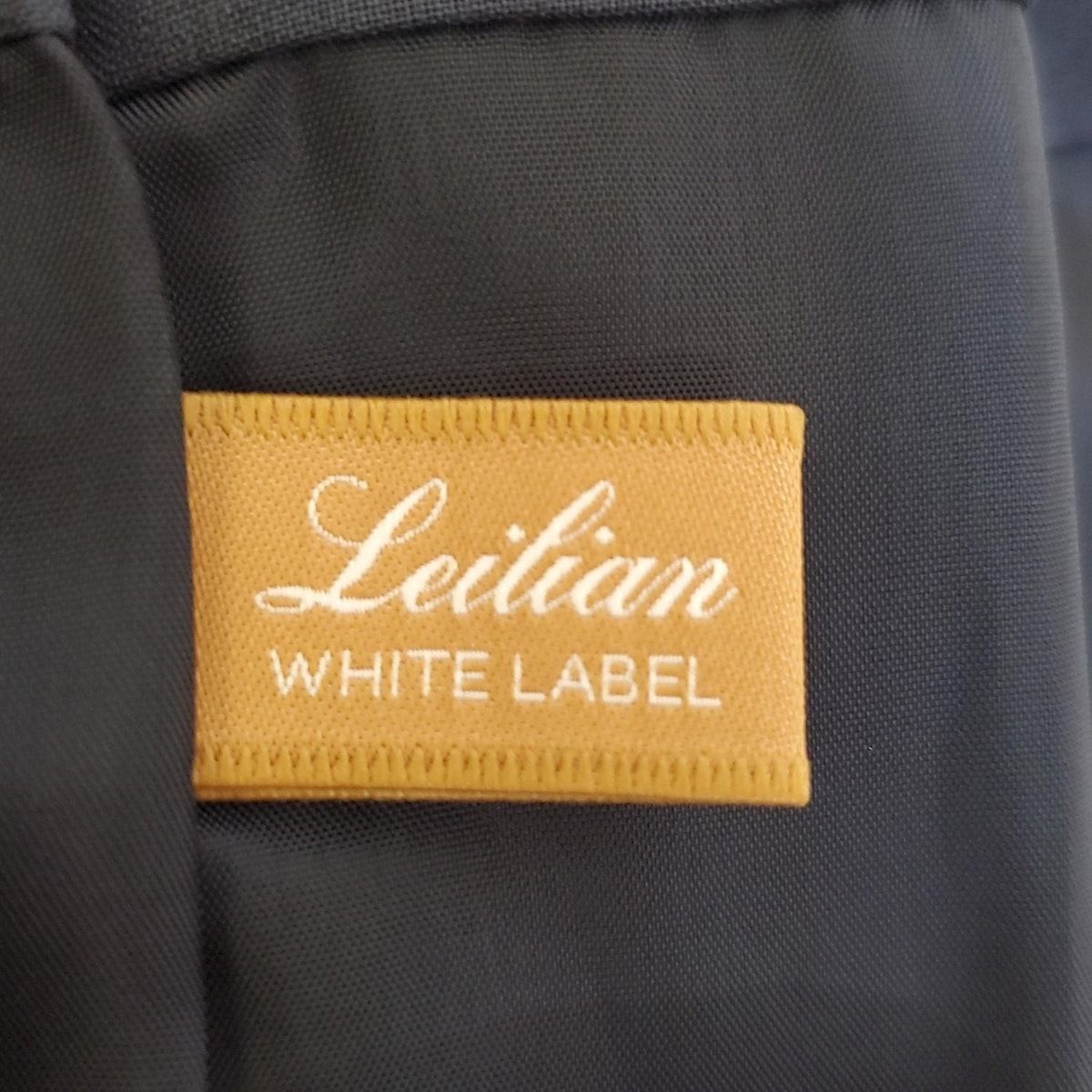 Leilian(レリアン) ワンピース サイズ9 M レディース美品 - ネイビー