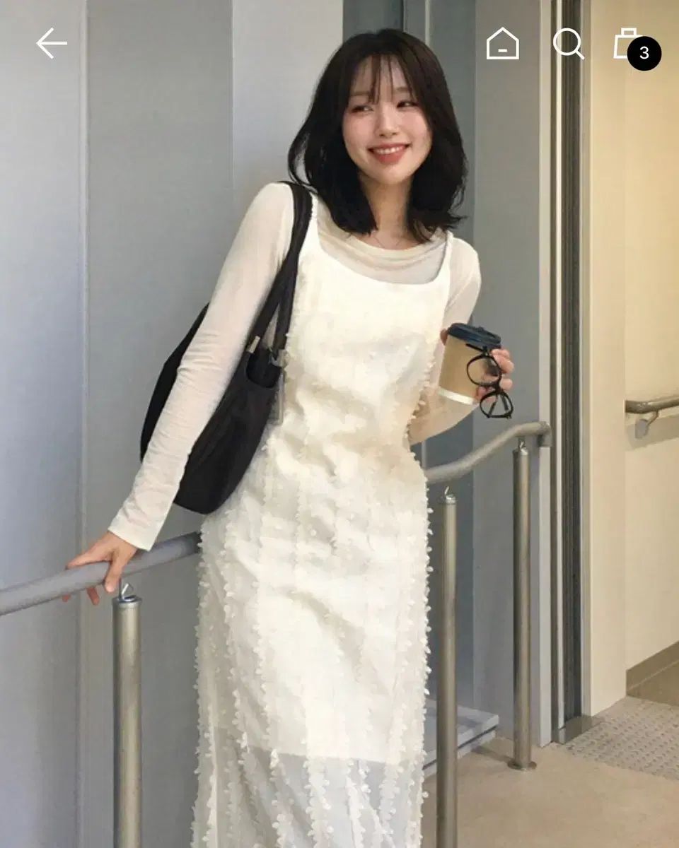 オンアンドオン フラワー スリーブレス ワンピース